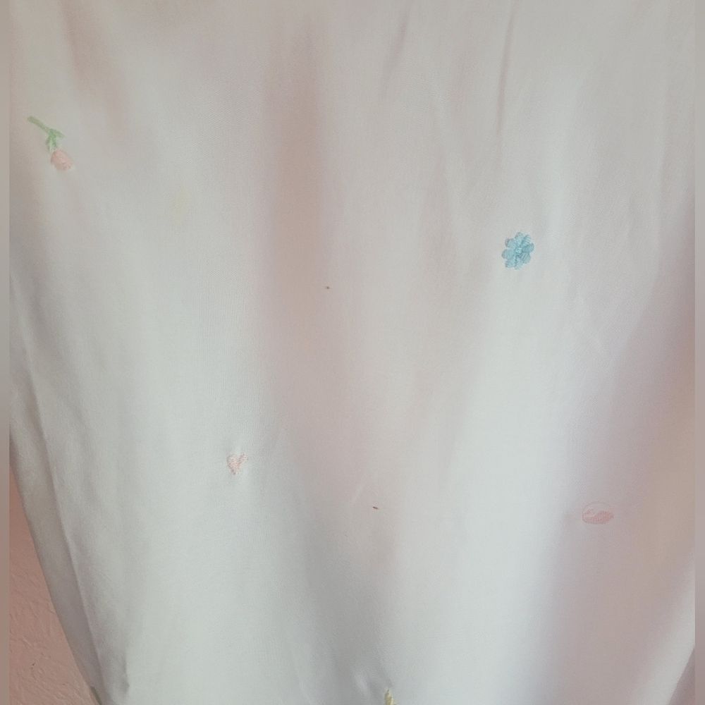 Torrid Plus Size 4X Challis Colorful Embroidery Button Up Short Sleeve Shirt - Picture 9 of 9